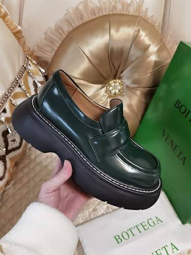 Picture of Bottega Veneta Shoes Women _SKUfw144779204fw